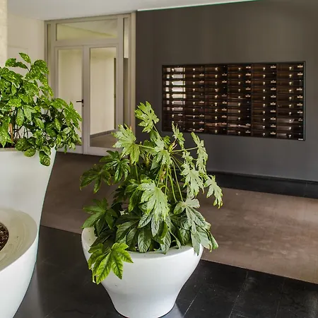 Bocconi University Flat Апартаменты *